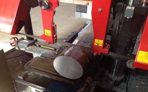 大悟卧式带锯床加工时出现明显振荡如何排查？